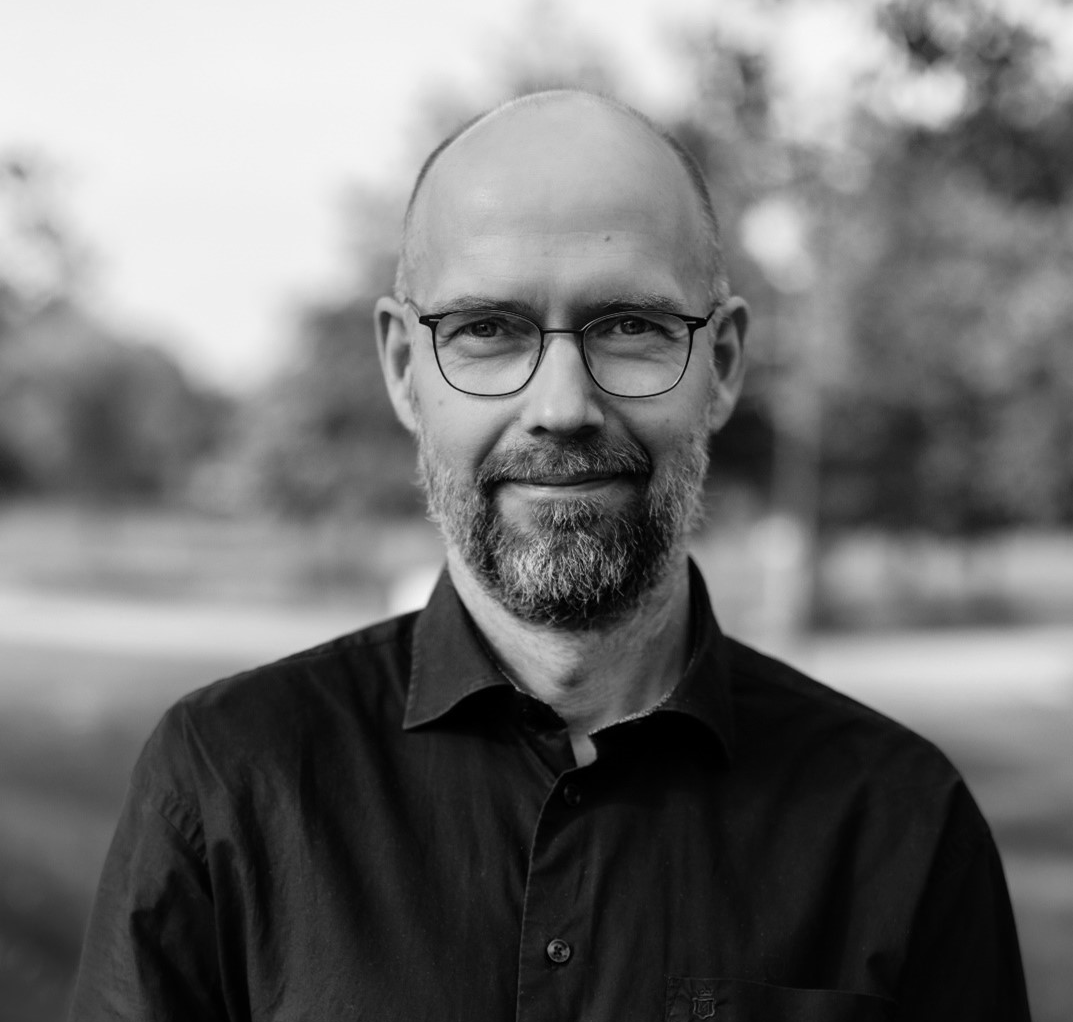 Dr_%20Gerhard%20Andersson%20photo.png